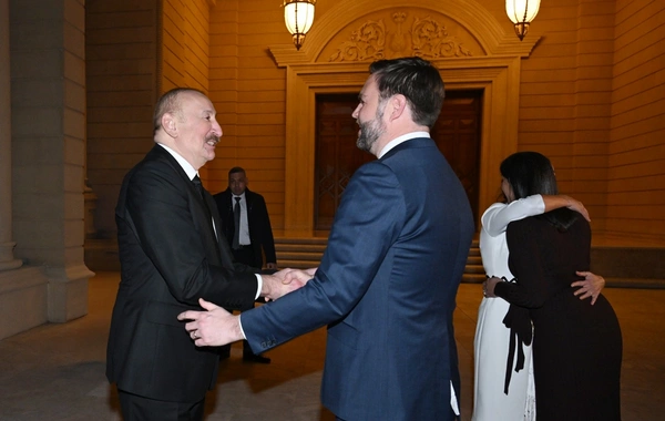 İlham Əliyev və ABŞ-nin Vitse-prezidenti mətbuata bəyanatlarla çıxış ediblər