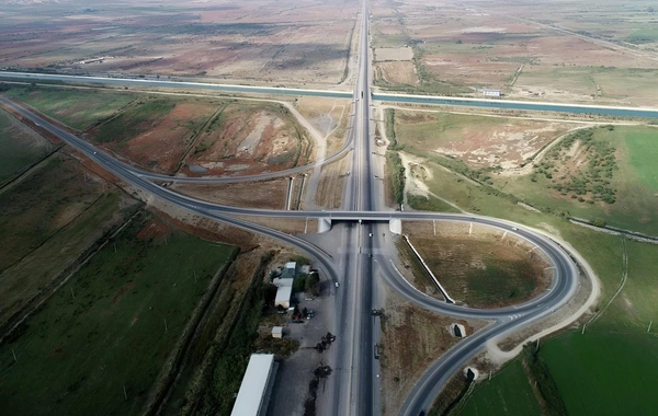 Bakıda yeni tikilən yollar bu tarixlərdə istifadəyə veriləcək - RƏSMİ
