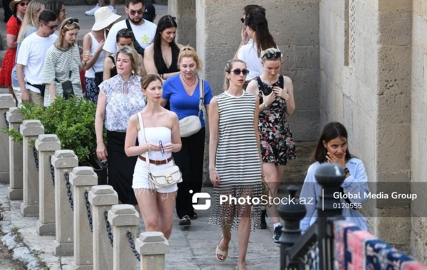 Ölkəyə gələn turistlərin sayı niyə azalıb? - Bahalı səfər, artıq xərc