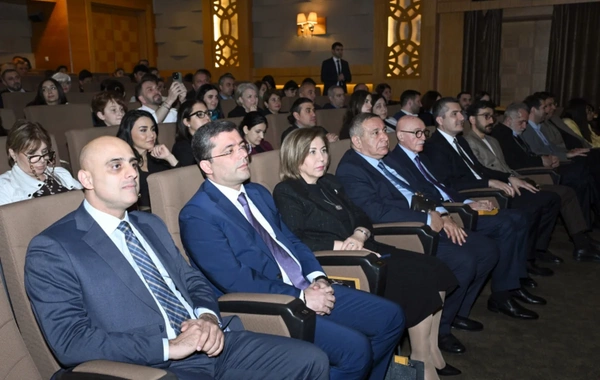 "Mən, Lalə, bir də Şerlok Holms 2" filminin ikinci mövsümü ictimaiyyətə təqdim olunub