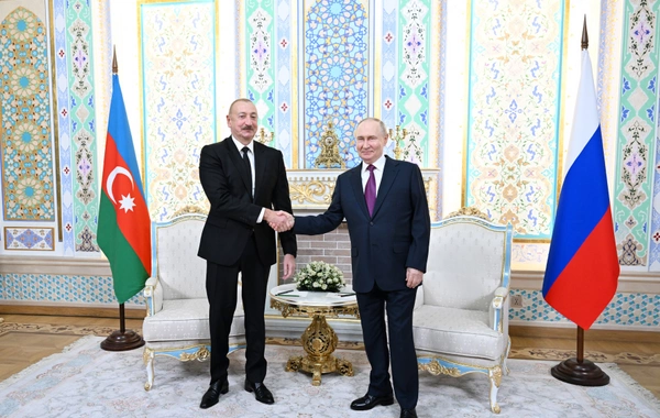 Düşənbədə İlham Əliyevin Vladimir Putinlə təkbətək görüşü olub