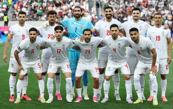 Pezeşkian: İran millisinin futbolçuları maksimum səylə mübarizə aparırlar