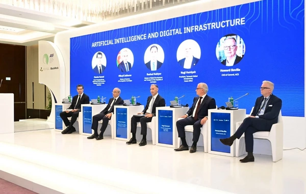 Rəşad Nəbiyev: "Regional rəqəmsal sənaye mərkəzinə çevrilməyi hədəfləyirik"