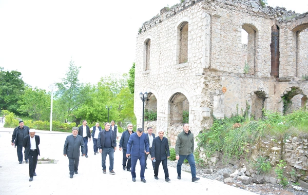 Din xadimləri Qarabağ və Şərqi Zəngəzurdakı tarixi-dini abidələri ziyarət ediblər