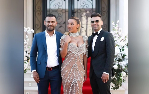 Röya Ayxanın əkiz qardaşları nə işlə məşğuldur?