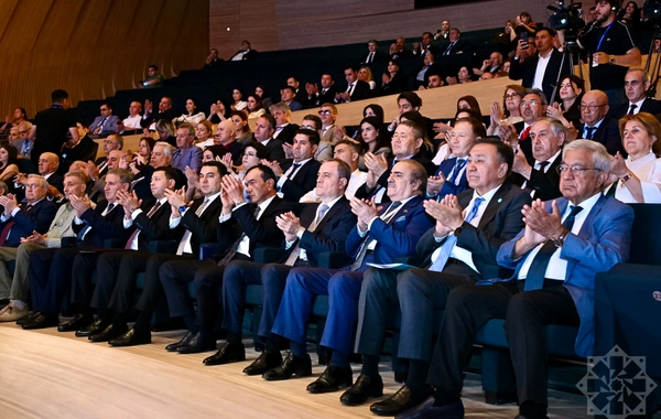 Bakıda Birinci Türkoloji Qurultayın 100 illiyinə həsr olunmuş "Türk Dünyası Həftəsi"nin açılış mərasimi olub