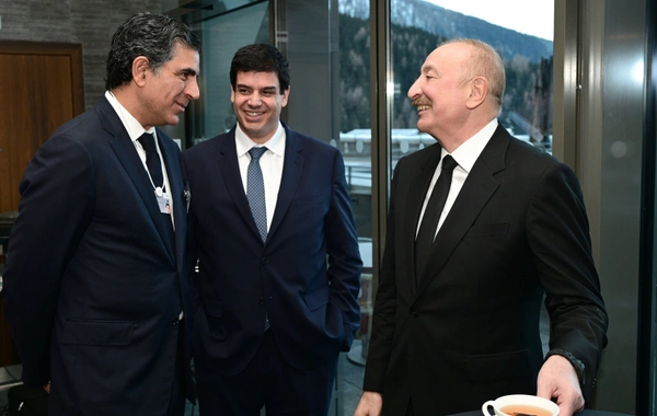 Президент Ильхам Алиев в Давосе принял участие в мероприятии "Завтрак с руководством Азербайджана"