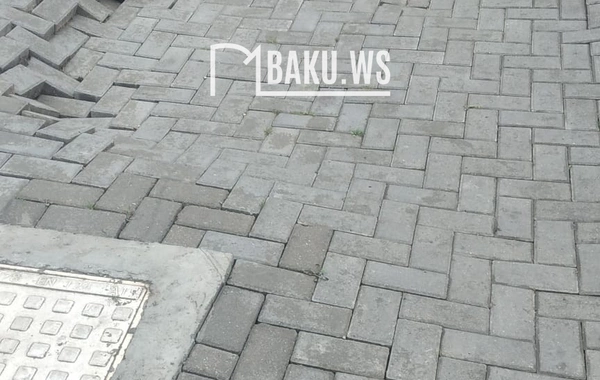 Mərkəzi Parkda piyadalar üçün TƏHLÜKƏLİ VƏZİYYƏT