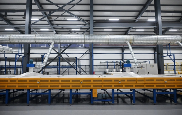 Prezident İlham Əliyev Sumqayıt Sənaye Parkında güzgü vərəqələrin istehsalı zavodunun açılışında iştirak edib