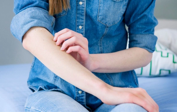 Scientists have discovered what makes you itch
