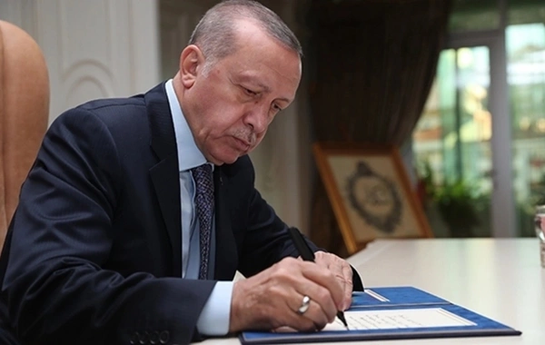 Rəcəb Tayyib Ərdoğan Azərbaycanla imzalanmış üç sazişi təsdiqlədi