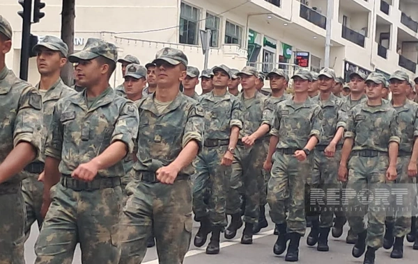 Xankəndi şəhərində hərbçilərin yürüşü başa çatıb