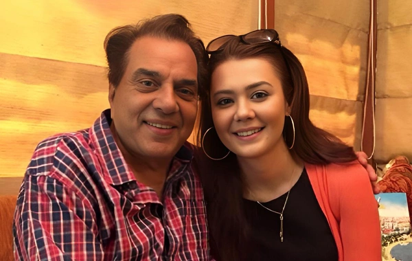 Oksana Rəsulova Zita və Gitanın vəfat edən aktyorundan yazdı