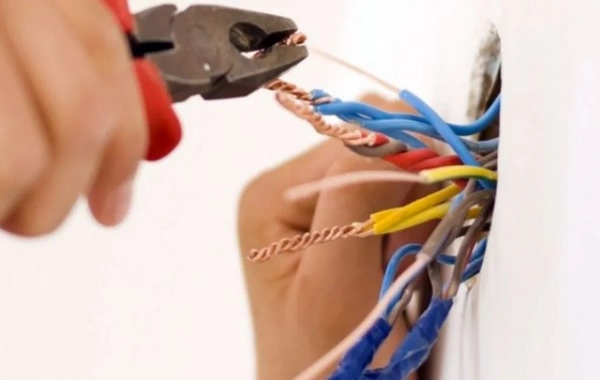 İmişli sakinini elektrik cərəyanı vuraraq öldürüb