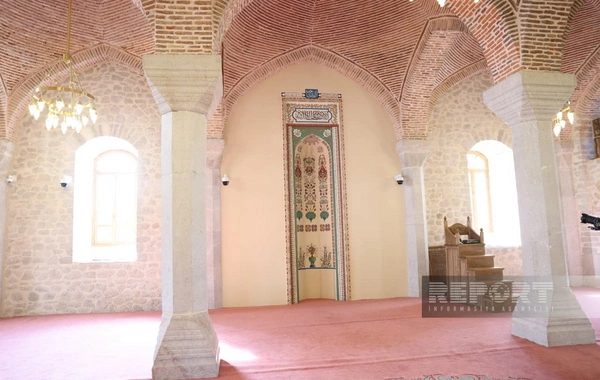 Beynəlxalq səyyahlar Yuxarı Gövhər Ağa məscidini ziyarət ediblər
