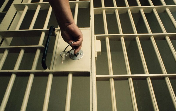 Müdafiə Nazirliyinin mayoru həbsdə qaldı