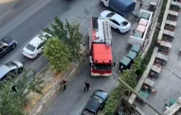 Bakıda yanğınsöndürən maşının sürücüsünün çətin anları