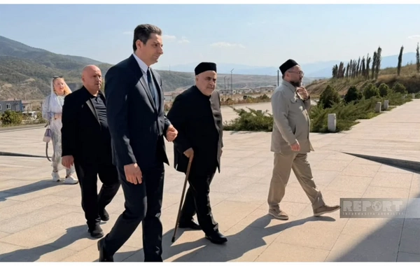 Beynəlxalq konfransın iştirakçıları Xocalı Soyqırımı Memorialı ilə tanış olublar