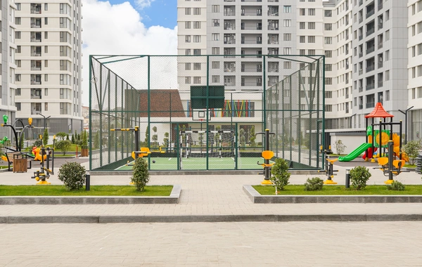 3000 ailəlik nəhəng kompleksdə biznes qurmaq imkanları!