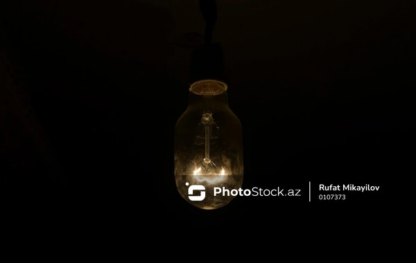 Ağdaşda elektrik enerjisi PROBLEMİ: "Yağışlı, küləkli və qarlı günlərdə işıq üzünə həsrət qalırıq"