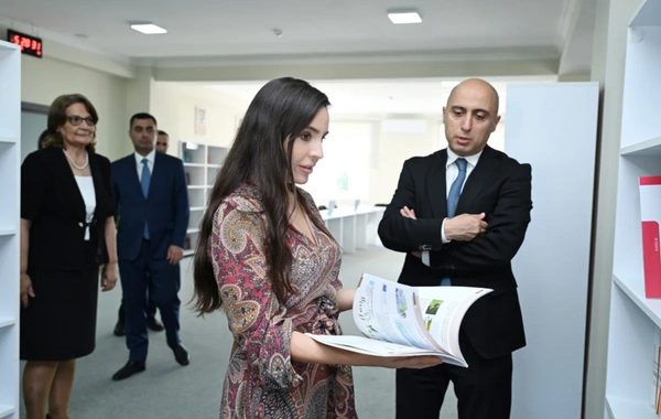 Leyla Əliyeva Yevlaxda məktəb binasının açılışında iştirak edib