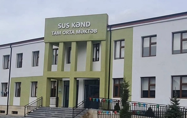 Laçında bu məktəbin ilk məzunlarının hər biri tələbə adını qazandı