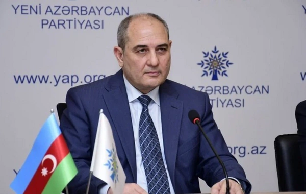 Azər Mursaqulov Tahir Budaqovun bəzi qərarlarını ləğv etdi - SİYAHI