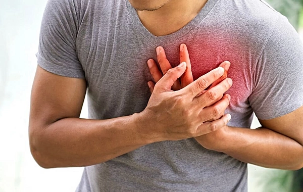 Göz ətrafındakı sarı ləkələr infarkt riskini 3 dəfə artırır