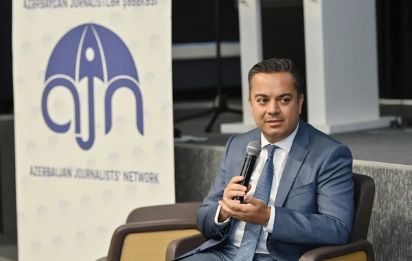 Jurnalistlər üçün "Təhsildə rəqəmsallaşma" mövzusunda ilk təlim keçirilib