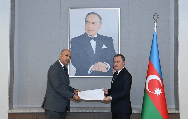 Ceyhun Bayramov Misirin yeni səfirinin etimadnaməsini qəbul edib