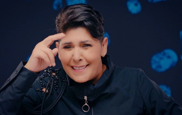 Türkiyəli müğənni xərçəngə qalib gəldi