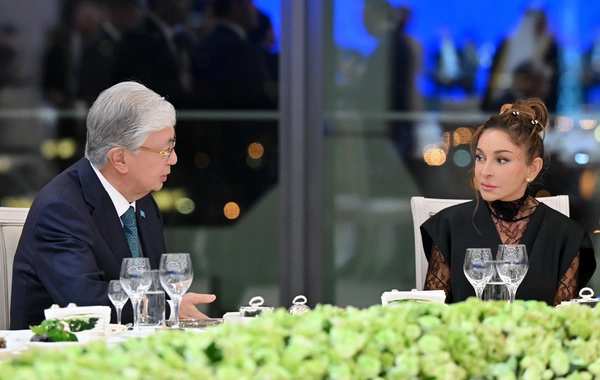 Prezident İlham Əliyevin adından AQEM-in 7-ci Zirvə Görüşünün iştirakçılarının şərəfinə şam yeməyi verilib