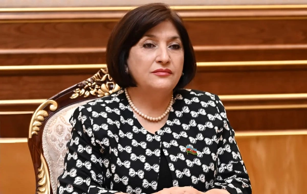 Sahibə Qafarova Çində səfərdədir