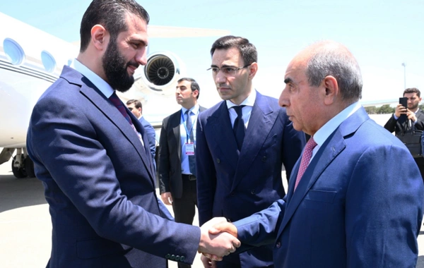 Suriyanın keçid dövrü Prezidenti Əhməd əş-Şaraa Azərbaycana işgüzar səfərə gəlib