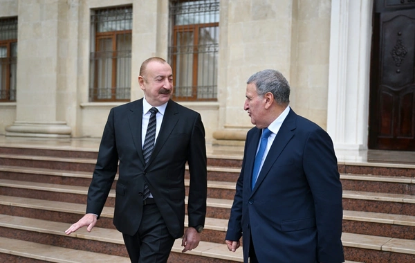 AMEA-nın 80 illik yubiley yığıncağı keçirilib, İlham Əliyev çıxış edib