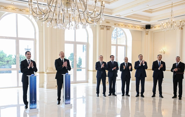 Azərbaycan Türkmənistana tanker hədiyyə edib