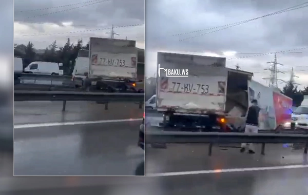 Bakı-Sumqayıt yolunda yük maşını ilə minik avtomobili TOQQUŞDU