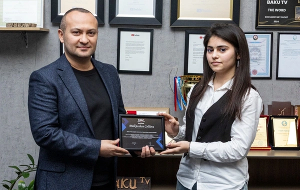 Baku TV-nin "Rəqəmsal Media Məktəbi"ndə doqquzuncu qrup məzunlarına sertifikatlar təqdim olunub