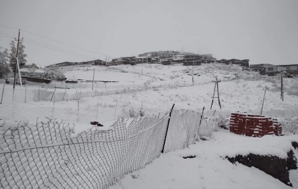 Xınalıq və Qrızda 10 santimetrə qədər qar yağıb - 3 dərəcə ŞAXTA VAR