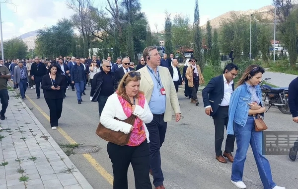 İtkin düşmüş şəxslərlə bağlı beynəlxalq konfransın iştirakçılarının Laçına səfərləri başa çatıb