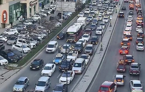 Paytaxtın sıxlıq müşahidə olunan küçələri