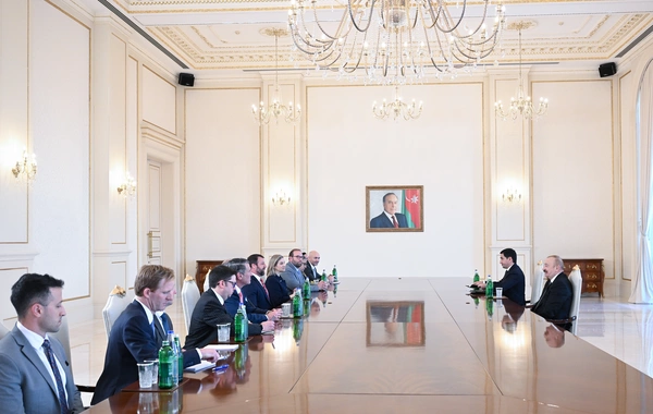 Prezident İlham Əliyev ABŞ nümayəndə heyətini qəbul edib