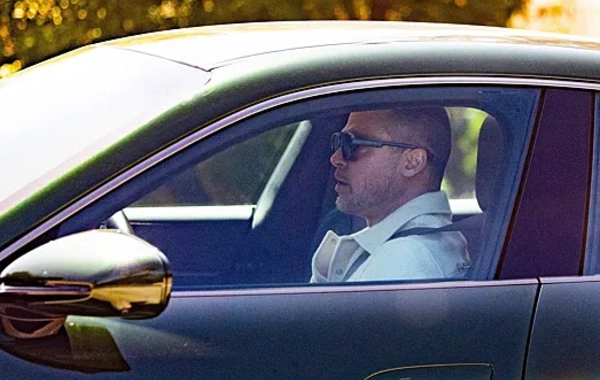 Brad Pitt's radical image change sparked controversy online