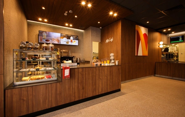 Xırdalanda ilk "McDonald's" restoranının açılışı olub Xırdalanda ilk "McDonald's" restoranının açılışı olub