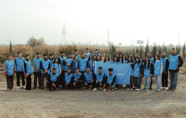 Leyla Əliyeva Mingəçevirdə ekoloji aksiyalarda iştirak edib