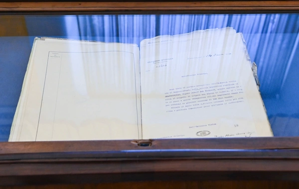 Ceyhun Bayramov Vatikan Apostol Kitabxanasında olub