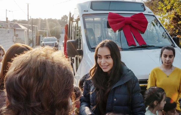 Leyla Əliyeva, Arzu Əliyeva və Alyona Əliyeva "Təmiz Dünya" sığınacağındakı uşaqların bayram sevincinə şərik olublar