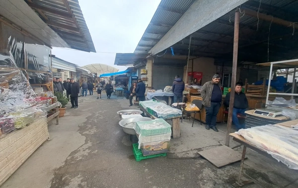 Ucarda bazarda ciddi nöqsanlar aşkarlandı, rəhbəri cəzalandırıldı