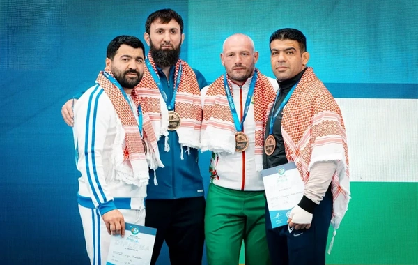 Azərbaycan güləşçiləri dünya çempionatında 3 gümüş medal qazanıblar