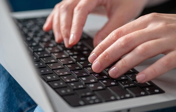 Dələduzlar Tramp memkoini ilə bağlı fişinq saytlar yaradıblar